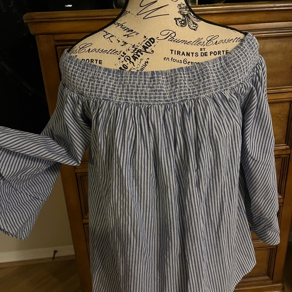 INC International Concepts Off-Shoulder Striped Top – Size M - Picture 4 of 8